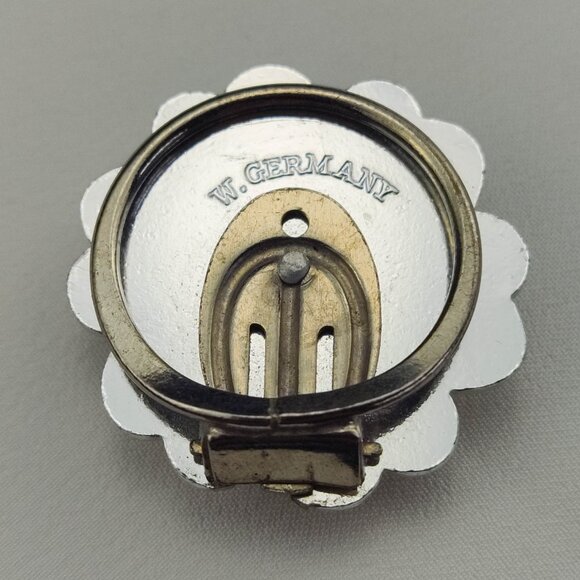 1950's Yellow Flower Cluster Scarf Ring/Pin from West Germany - Picture 4 of 5